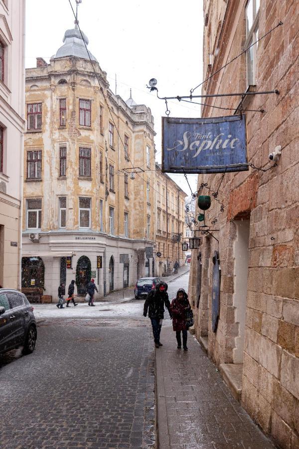 Romari Лесі Українки Apartamento Lviv Exterior foto