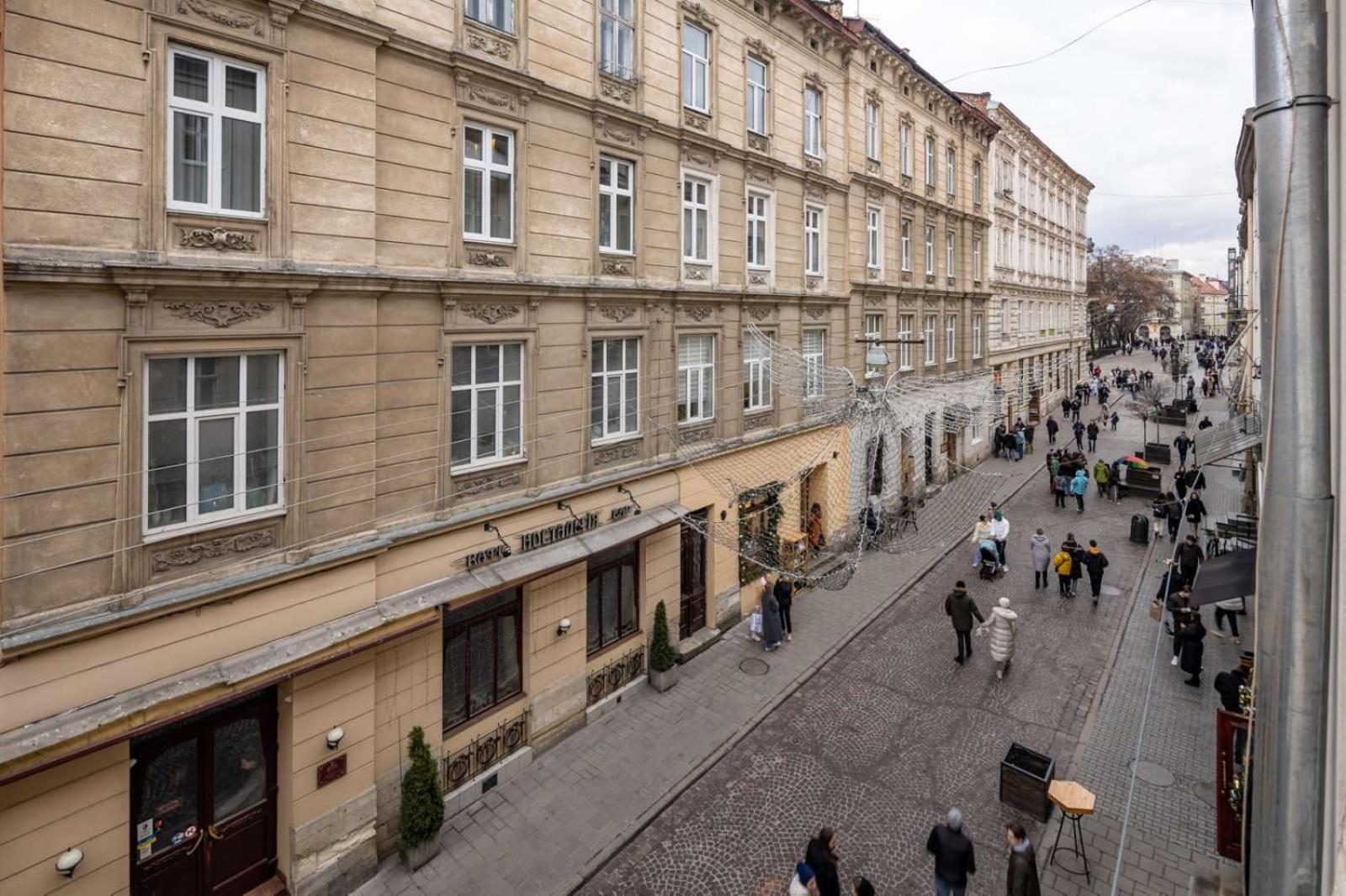 Romari Лесі Українки Apartamento Lviv Exterior foto
